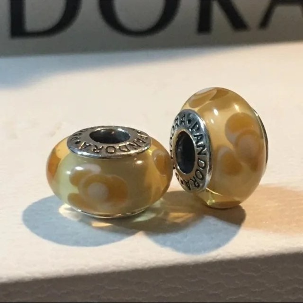 Pandora Flowers For You Yellow Murano Glass Bead